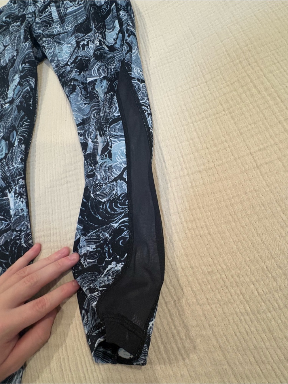 Lululemon Train Times 7/8 Leggings 25” Womens 10 Eternal Wave Starlight Black - Picture 4 of 7